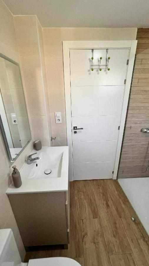 Apartamenticos Plaza Del Pilar III Zaragoza Ngoại thất bức ảnh