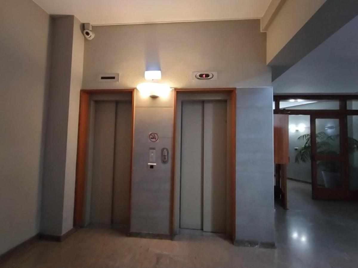 Apartamenticos Plaza Del Pilar III Zaragoza Ngoại thất bức ảnh