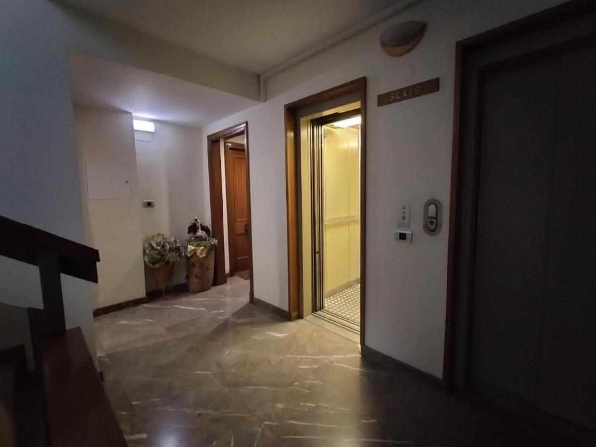 Apartamenticos Plaza Del Pilar III Zaragoza Ngoại thất bức ảnh