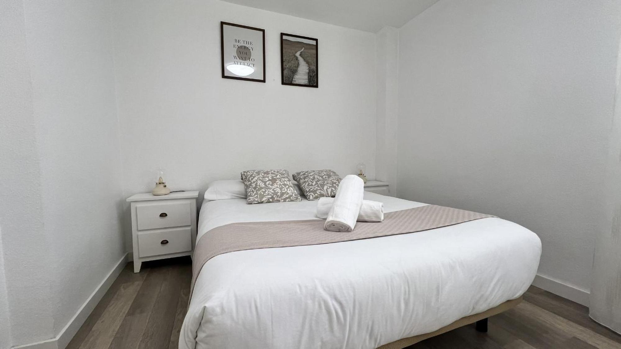 Apartamenticos Plaza Del Pilar III Zaragoza Ngoại thất bức ảnh