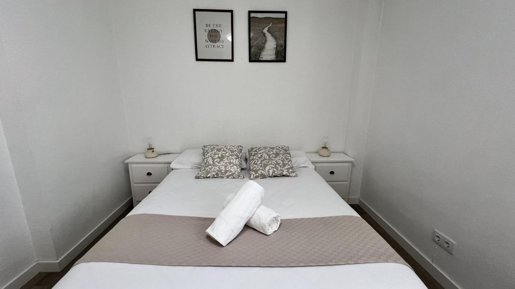 Apartamenticos Plaza Del Pilar III Zaragoza Ngoại thất bức ảnh